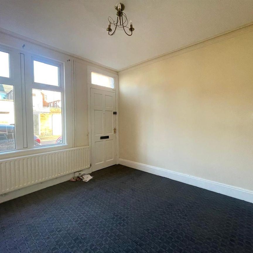 Livingstone Street - Photo 1