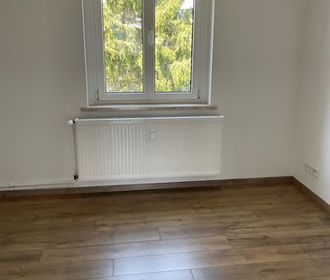 renovierte Dachgeschoßwohnung, 3 Zimmer - Photo 4