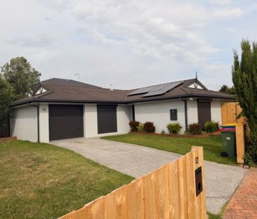 12 Angel Close, Narre Warren South VIC - Photo 2