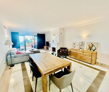 2 bedroom luxury Flat for rent in Benahavís, Andalusia - Photo 3