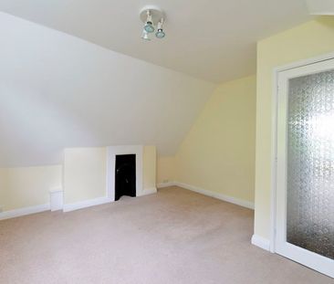 90 Peperharow Road, Godalming - 1 bedroomProperty for lettings - Se... - Photo 1