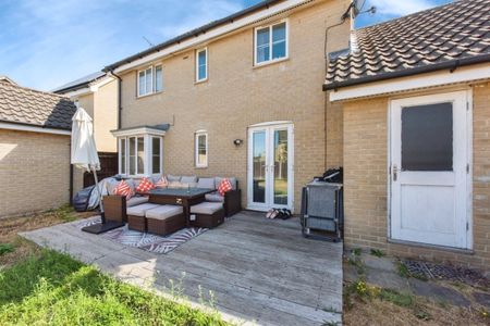 Windmill Close - Photo 2