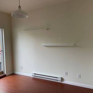 Vancouver east 2 bedroom apartment for rent - Photo 2