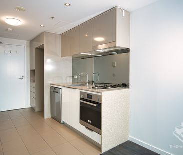 One-Bedroom Living, Oversized Terrace – A Rare Find! - Photo 3
