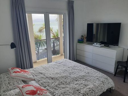 Enjoy living in your own holiday resort by the sea - Photo 5