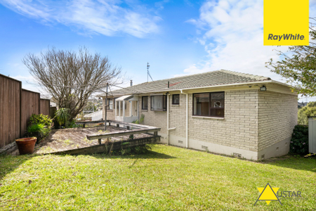 47 Reynella Drive, Massey - Photo 5