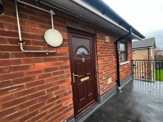 1 bedroom flat to rent - Photo 1