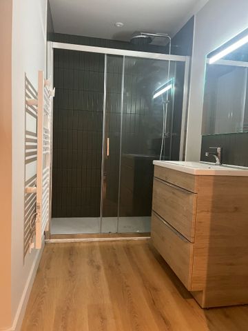 Location Appartement 3 pièces 63m² ST AUBIN LES ELBEUF 76410 - Photo 5