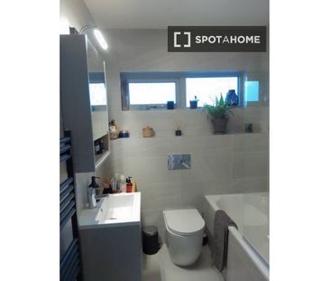 Room in shared flat for rent in Blackrock, Dublin - Photo 2