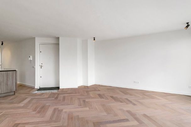 Appartement te huur Pieter Cornelisz. Hooftstraat 192 - Photo 1