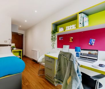 Ensuite Bronze - Photo 1