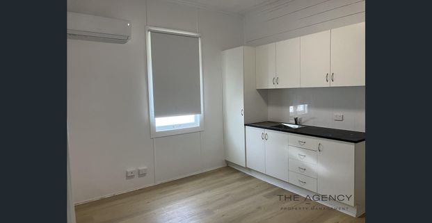 Three x 1‑Bedroom Units, Low‑Maintenance & Convenient Location - Photo 1