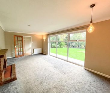 3 bedroom detached bungalow to rent - Photo 2