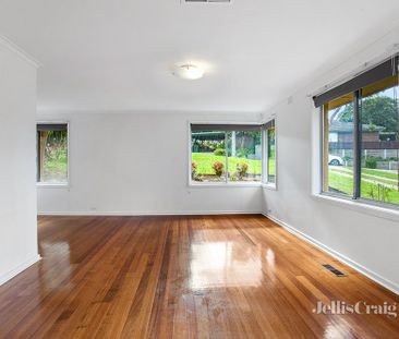 4 Clovelly Court, Viewbank - Photo 6