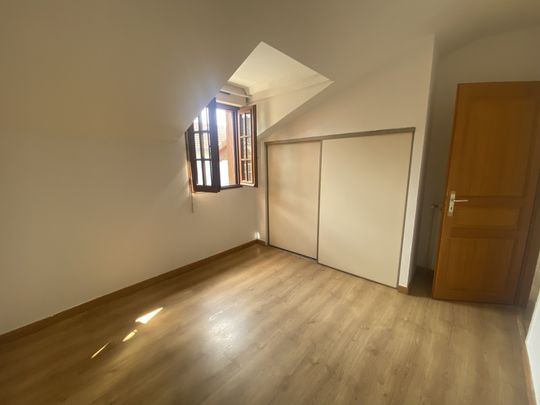 Location Appartement 2 pièces 41m² LANNEMEZAN 65300 - Photo 1