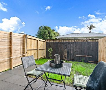 23 Red Arches Road, Henderson - Photo 3