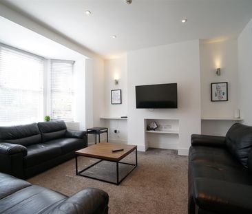 96 Caernarfon Road - Photo 2