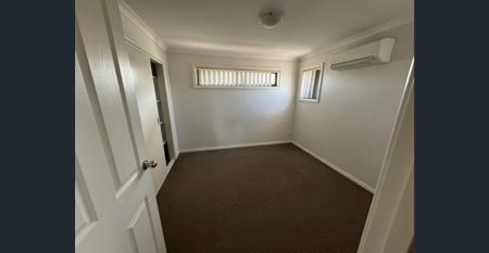 Townhouse Living - Photo 2