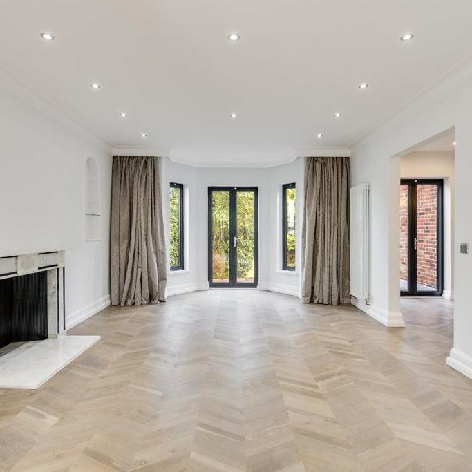 5 bedroom detached house to rent - Photo 1