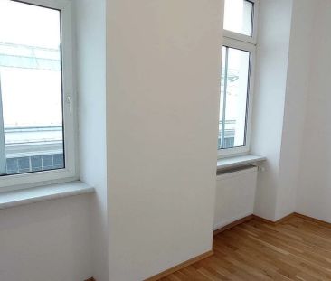 super helle 2 Zimmer Stilaltbauwohnung - Nähe der Donau! - Photo 3