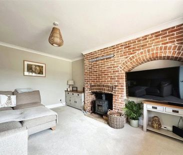 Middle Cottage, NR16 2AJ - Photo 1