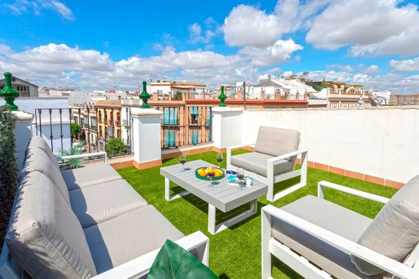 Calle Castilla, Sevilla, Andalusia 41010 - Photo 1