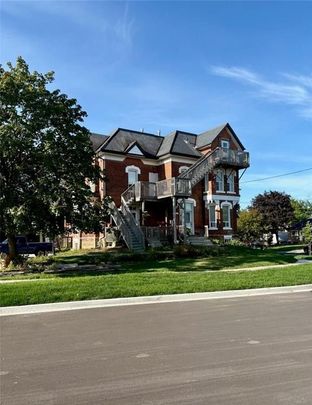 For Lease - 75 Mcintyre Crescent Unit# 9, Halton Hills, Ontario - Photo 1