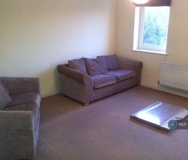 2 bedroom flat to rent - Photo 3