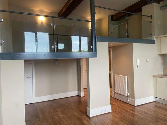 Ledgard Mills, Mirfield, WF14 - Photo 1