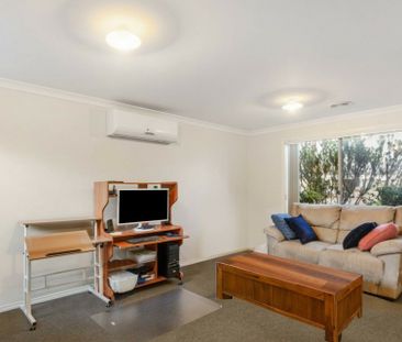 2/22 Francis Street, Werribee VIC - Photo 1