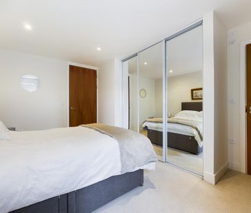 2 bedroom flat to rent - Photo 6