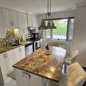 4½ lumineux à Laval-des-Rapides – Balcon privé, stationnement - Photo 2