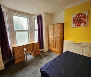 6 bedroom terraced house to rent - Photo 5