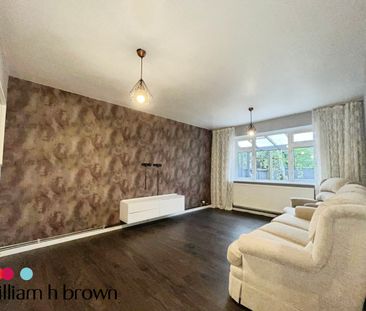 Kingston Hill Avenue, Romford - Photo 1