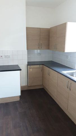 3 bedroom terraced house to rent - Photo 3