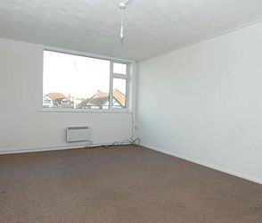 Wellington House, Beresford Gardens, Margate, CT9 3AW, Kent - Photo 1