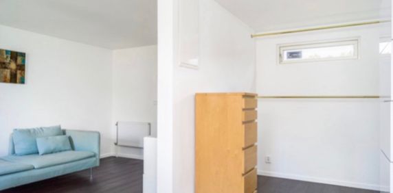 Ruddammsvägen, Åkersberga - Photo 2