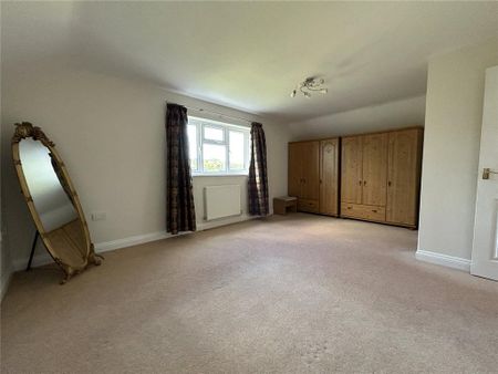 3 bedroom detached house to rent - Photo 3