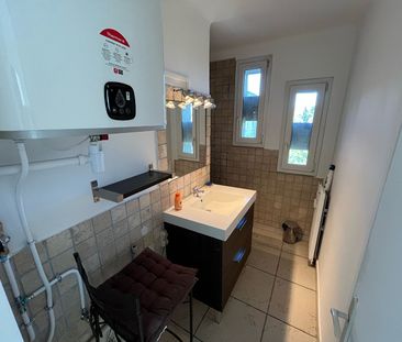 AIX SUD - T4 AVEC STATIONNEMENT PROCHE AUTOROUTES, - Photo 4