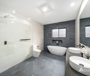 Stylish Single-Level Living in a Quiet Cul De Sac Location - Photo 5