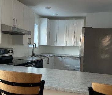 Joli appartement lumineux avec vue sur la rivière - Photo 1