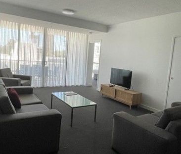 Furnished Broadbeach Long Stay Apartments - Photo 6