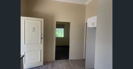 Walk to town - Photo 5