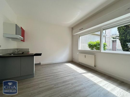 Location Appartement 1 pièce 33m² LAVAL 53000 - Photo 1