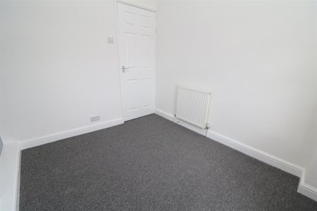 3 bed terraced house to rent in Beresford Road, Rotherham, S66 - Photo 4