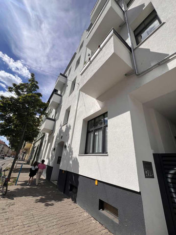 Dachgeschoss | 2 Schlafzimmer | EBK | sanierter Altbau | Klimaanlage - Photo 2