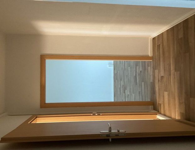 Frisch modernisierte Puppenstube mit neuem Bad nahe Alt-Marzahn - Foto 1