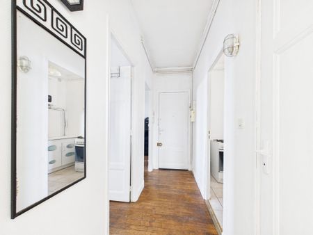 Appartement MEUBLE de trois pièces au centre ville - Photo 4