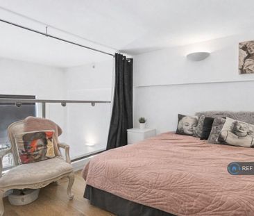 2 bedroom flat to rent - Photo 6