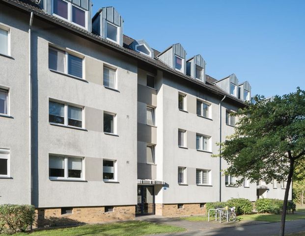 Hochparterrewohnung mit Dusche und Balkon in Wolfsburg-Vorsfelde - Photo 1